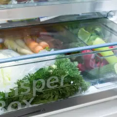 Dlaczego lodówka nie chłodzi? Diagnozuj i oszczędź na serwisie!