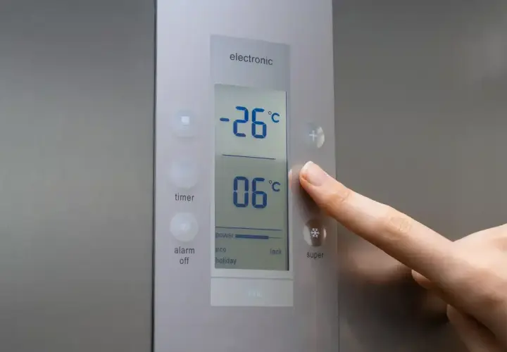 Samsung: Temperatura w lodówce? Ustaw +3°C i oszczędzaj!