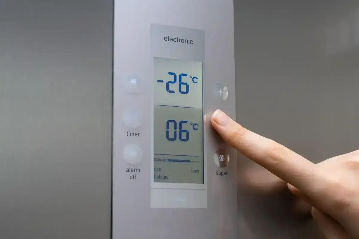 Samsung: Temperatura w lodówce? Ustaw +3°C i oszczędzaj!
