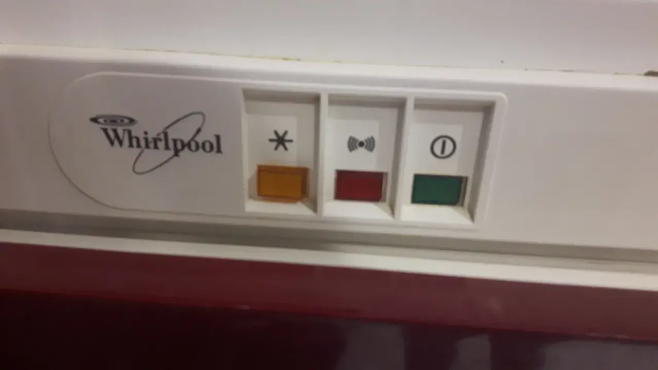 Rozszyfruj kontrolki zamrażarki Whirlpool: Szybka diagnoza i rozwiązania
